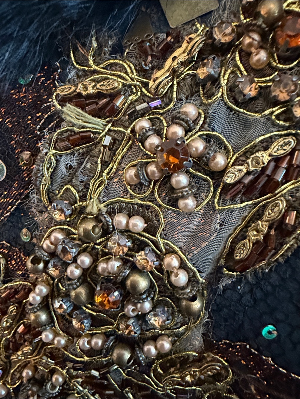 ⭐️Rabbit Fur Jeweled Embellished Stunning Vest⭐️ - Picture 7 of 7
